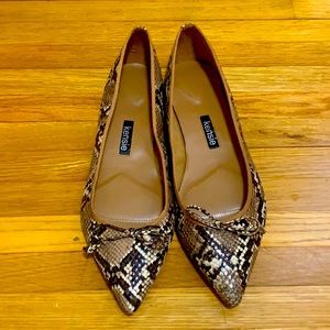 Snake print Pointed Toe flats